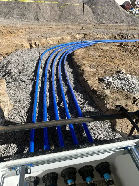 Bundled product piping at a dispenser sump